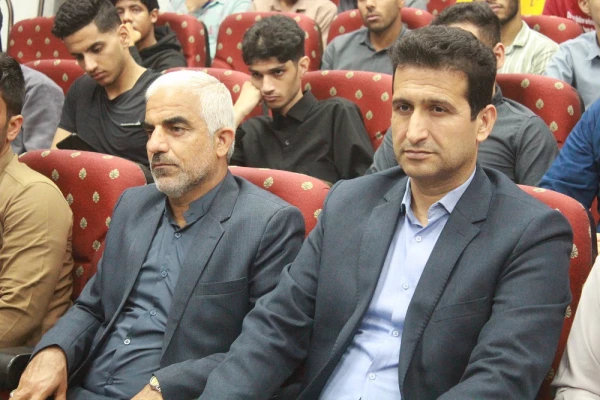 با حضور استاندار بوشهر و همزمان با تشییع پیکر شهید خوشنام؛
آئین بزرگداشت روز دانشجو در پردیس علامه طباطبایی برگزار شد 29