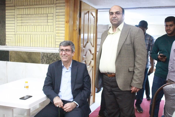 با حضور استاندار بوشهر و همزمان با تشییع پیکر شهید خوشنام؛
آئین بزرگداشت روز دانشجو در پردیس علامه طباطبایی برگزار شد 31