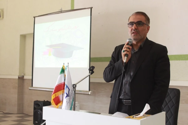 با حضور رئیس دانشگاه فرهنگیان استان بوشهر و مسئولان شهرستان دشتستان؛
آئین بزرگداشت روز دانشجو در مرکز شهید رجایی برازجان برگزار شد 3