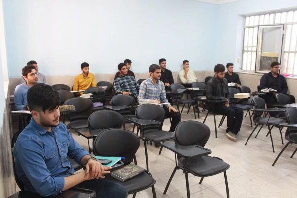 با حضور رئیس دانشگاه فرهنگیان استان بوشهر و مسئولان شهرستان دشتستان؛
آئین بزرگداشت روز دانشجو در مرکز شهید رجایی برازجان برگزار شد 10