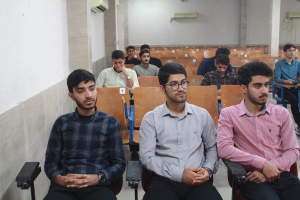 با حضور رئیس دانشگاه فرهنگیان استان بوشهر و مسئولان شهرستان دشتستان؛
آئین بزرگداشت روز دانشجو در مرکز شهید رجایی برازجان برگزار شد 12