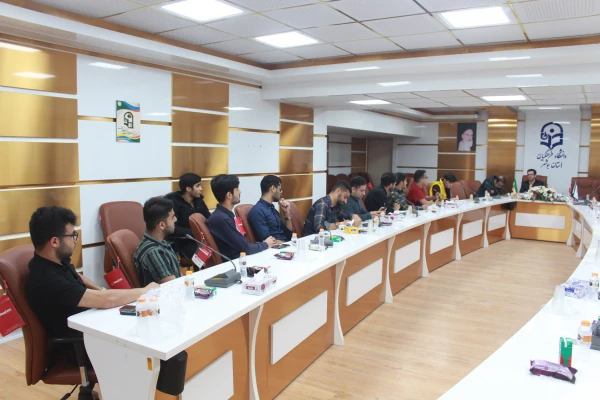 بررسی آثار محمدعلی جمالزاده در محفل دوستداران کتاب دانشگاه فرهنگیان استان بوشهر 3بررسی آثار محمدعلی جمالزاده در محفل دوستداران کتاب دانشگاه فرهنگیان استان بوشهر 4