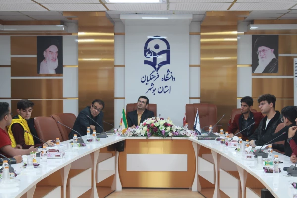 بررسی آثار محمدعلی جمالزاده در محفل دوستداران کتاب دانشگاه فرهنگیان استان بوشهر 7