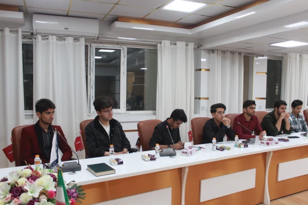 بررسی آثار محمدعلی جمالزاده در محفل دوستداران کتاب دانشگاه فرهنگیان استان بوشهر 13