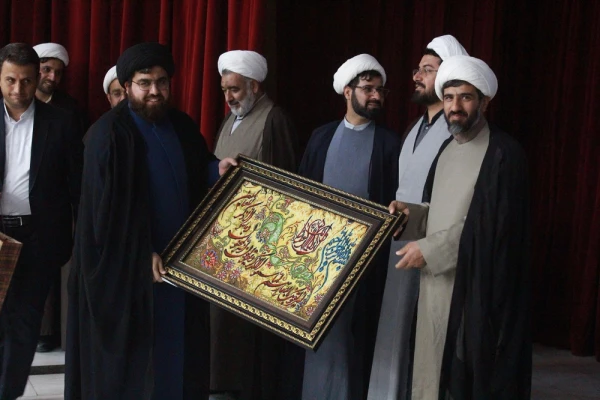 با حضور معاون نهاد رهبری در دانشگاه ها برگزار شد؛
آئین تکریم و معارفه مسئولان سابق و جدید دانشگاه فرهنگیان استان بوشهر 11