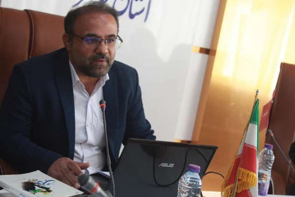 با حضور مدیرکل فرهنگ و ارشاد اسلامی استان بوشهر؛
رونمایی از مجموعه 40 جلدی ره نامه مقام معظم رهبری دردانشگاه فرهنگیان بوشهر  5