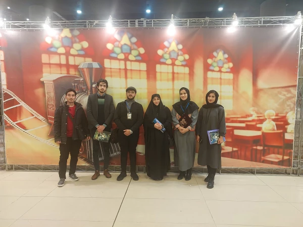 رئیس دانشگاه فرهنگیان استان بوشهر؛
کسب دیپلم افتخار جشنواره بین المللی فیلم رشد توسط دانشجومعلم بوشهری 3