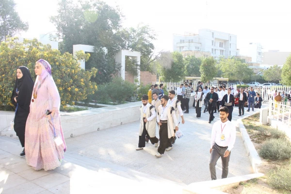 با حضور مدیرکل فرهنگی دانشگاه فرهنگیان؛ 
آئین افتتاحیه جشنواره ملی اقوام دانشگاه فرهنگیان در بوشهر برگزار شد 2