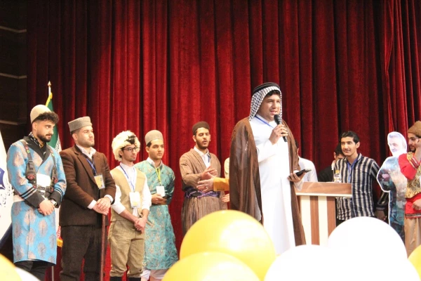 با حضور مدیرکل فرهنگی دانشگاه فرهنگیان؛ 
آئین افتتاحیه جشنواره ملی اقوام دانشگاه فرهنگیان در بوشهر برگزار شد 30