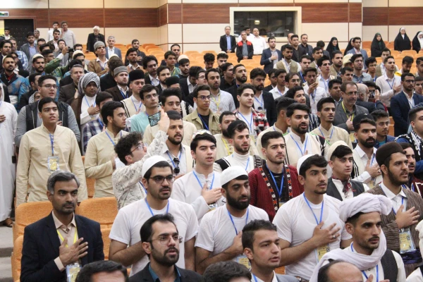 با حضور مدیرکل فرهنگی دانشگاه فرهنگیان؛ 
آئین افتتاحیه جشنواره ملی اقوام دانشگاه فرهنگیان در بوشهر برگزار شد 8