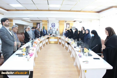 با حضور مدیرکل حقوقی دانشگاه فرهنگیان؛
دوره دانش افزایی حقوقی ویژه مدیران ارشد قطب 1 کشور در بوشهر آغاز شد