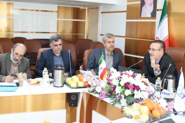 با حضور مدیرکل حقوقی دانشگاه فرهنگیان؛
دوره دانش افزایی حقوقی ویژه مدیران ارشد قطب 1 کشور در بوشهر آغاز شد 84