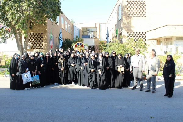 رئیس دانشگاه فرهنگیان استان بوشهر:
80 دانشجومعلم این دانشگاه به اردوی راهیان نور اعزام شدند 5