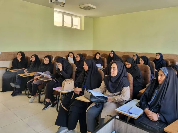 در پردیس بنت الهدی صدر برگزار شد؛
نشست توجیهی جشنواره تدریس برتر 2