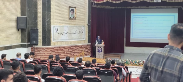 با حضور عضو هیات علمی دانشگاه تربیت دبیر شهید رجایی؛
کارگاه انگلیسی برای اهداف خاص ( ESP) در دانشگاه فرهنگیان استان بوشهر برگزار شد 2