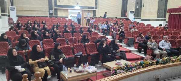 با حضور عضو هیات علمی دانشگاه تربیت دبیر شهید رجایی؛
کارگاه انگلیسی برای اهداف خاص ( ESP) در دانشگاه فرهنگیان استان بوشهر برگزار شد 2