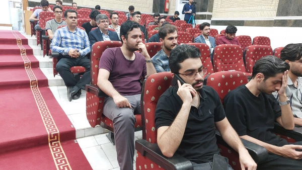 با حضور عضو هیات علمی دانشگاه تربیت دبیر شهید رجایی؛
کارگاه انگلیسی برای اهداف خاص ( ESP) در دانشگاه فرهنگیان استان بوشهر برگزار شد 2