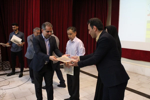 با حضور رئیس سازمان نظام روانشناسی استان بوشهر؛
آئین بزرگداشت روز روانشناسی و مشاور در دانشگاه فرهنگیان استان بوشهر برگزار شد 2