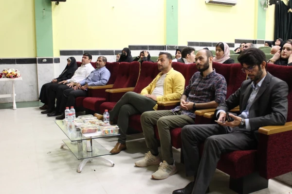 با حضور شاعران برجسته استان بوشهر؛
شب شعر گویشی در پردیس بنت الهدی صدر بوشهر برگزار شد 2