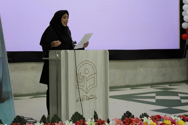 با حضور شاعران برجسته استان بوشهر؛
شب شعر گویشی در پردیس بنت الهدی صدر بوشهر برگزار شد 2