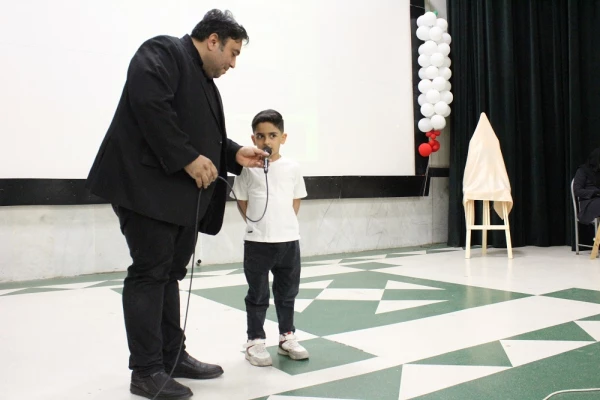 با حضور شاعران برجسته استان بوشهر؛
شب شعر گویشی در پردیس بنت الهدی صدر بوشهر برگزار شد 7