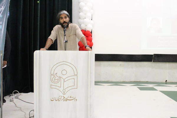 با حضور شاعران برجسته استان بوشهر؛
شب شعر گویشی در پردیس بنت الهدی صدر بوشهر برگزار شد 7