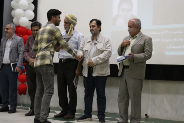 با حضور شاعران برجسته استان بوشهر؛
شب شعر گویشی در پردیس بنت الهدی صدر بوشهر برگزار شد 14