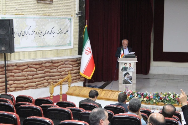 با حضور مدیرکل آموزش و پرورش استان بوشهر؛
دوره آموزشی تربیت ارزیاب حرفه ای اساتید دانشگاه فرهنگیان استان بوشهر برگزار شد
 2