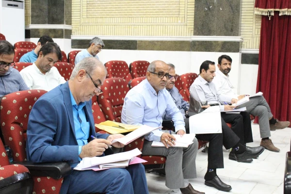 با حضور مدیرکل آموزش و پرورش استان بوشهر؛
دوره آموزشی تربیت ارزیاب حرفه ای اساتید دانشگاه فرهنگیان استان بوشهر برگزار شد
 8