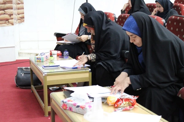 با حضور مدیرکل آموزش و پرورش استان بوشهر؛
دوره آموزشی تربیت ارزیاب حرفه ای اساتید دانشگاه فرهنگیان استان بوشهر برگزار شد
 10