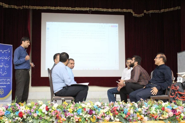 با حضور مدیرکل آموزش و پرورش استان بوشهر؛
دوره آموزشی تربیت ارزیاب حرفه ای اساتید دانشگاه فرهنگیان استان بوشهر برگزار شد
 2