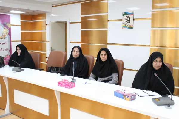 برگزاری نشست ضرورت تکمیل فرم ارزشیابی فعالیت های دانشجومعلمان کارورز 3