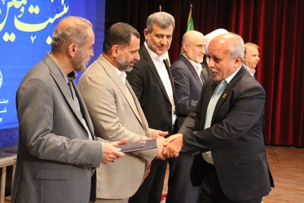 کسب دانشگاه فرهنگیان استان بوشهر رتبه برتر جشنواره شهید رجائی استان 4