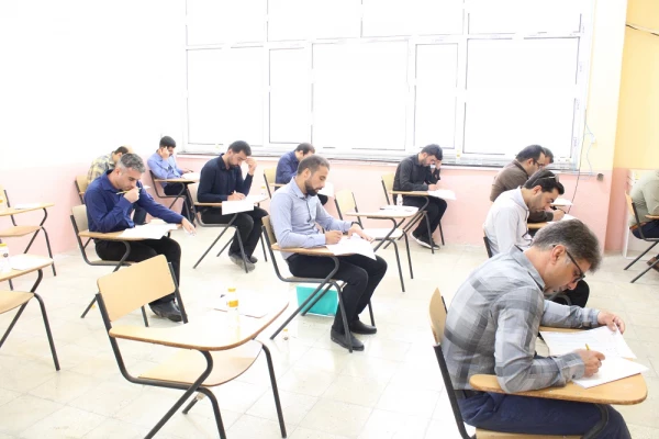 در دانشگاه فرهنگیان استان بوشهر؛

آزمون اصلح ۳۴۶ مهارت آموز آموزش و پرورش برگزار شد 8