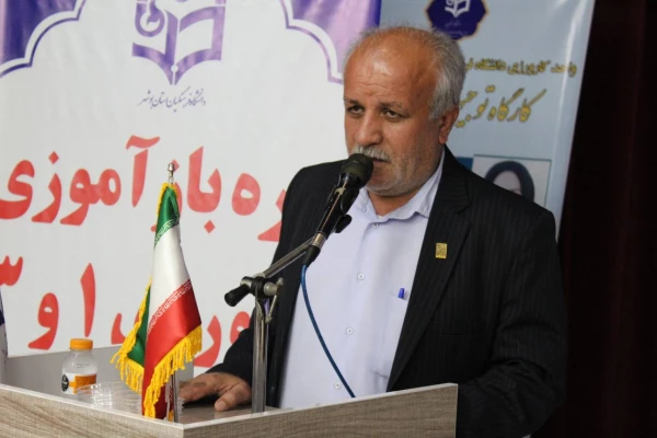 با حضور رئیس دانشگاه فرهنگیان استان بوشهر:
دوره بازآموزی کارورزی ۱ و ۳ برگزار شد 2