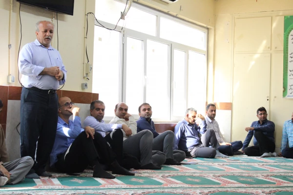 با حضور در گلزار شهدای بهشت صادق بوشهر:
تجدید میثاق مسئولان و کارکنان دانشگاه فرهنگیان استان بوشهر با آرمان های امام (ره) و شهیدان انقلاب اسلامی 5