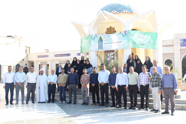 با حضور در گلزار شهدای بهشت صادق بوشهر:
تجدید میثاق مسئولان و کارکنان دانشگاه فرهنگیان استان بوشهر با آرمان های امام (ره) و شهیدان انقلاب اسلامی 6