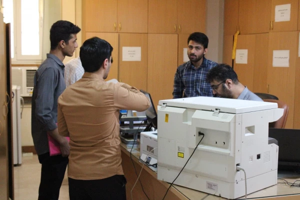 بازدید رئیس دانشگاه فرهنگیان استان بوشهر از روند ثبت نام حضوری نودانشجومعلمان دانشگاه 17