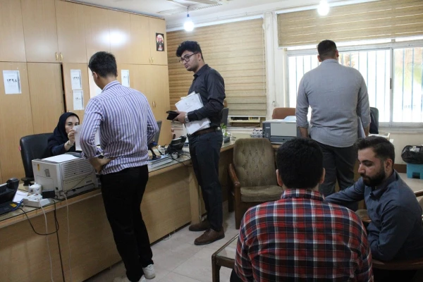 بازدید رئیس دانشگاه فرهنگیان استان بوشهر از روند ثبت نام حضوری نودانشجومعلمان دانشگاه 18