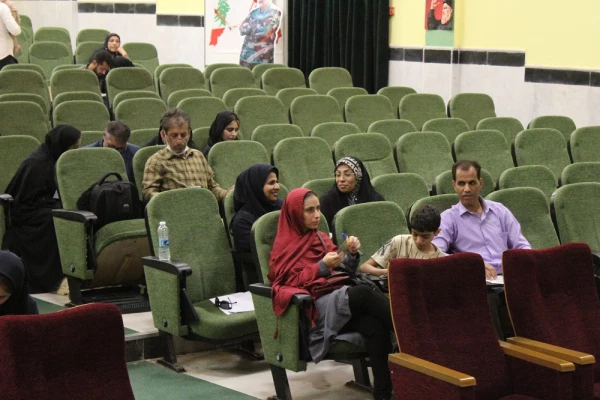 بازدید رئیس دانشگاه فرهنگیان استان بوشهر از روند ثبت نام نودانشجومعلمان دانشگاه 11