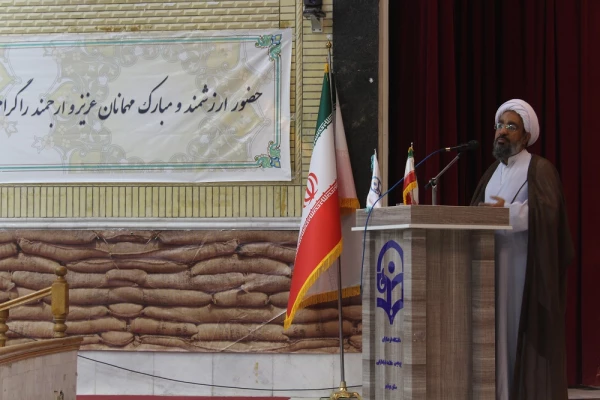 در پردیس های استان بوشهر؛
آئین استقبال از نودانشجومعلمان دانشگاه فرهنگیان برگزار شد 5