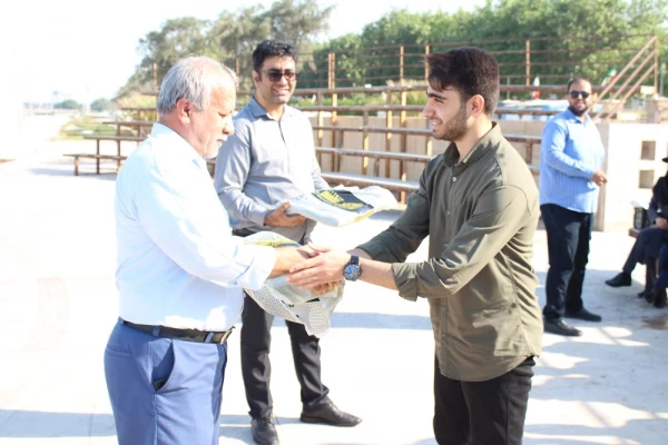 در ساحل شهر بوشهر؛
برگزاری همایش سراسری پیاده روی فرصت مهر دانشجومعلمان و کارکنان پردیس علامه طباطبایی  2