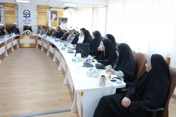 در دانشگاه فرهنگیان استان بوشهر برگزار شد:
دوره آموزشی و کارگاه توانمندسازی امامان جماعات دانشگاه های استان بوشهر 7