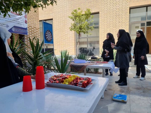 در پردیس بنت الهدی صدر برگزار شد؛
ایستگاه مهیج سلامت جسم و روان 11