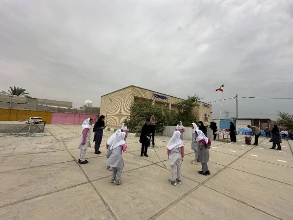 برگزاری زنگ ورزش توسط دانشجومعلمان بوشهری در روستای گلکی تنگستان 3