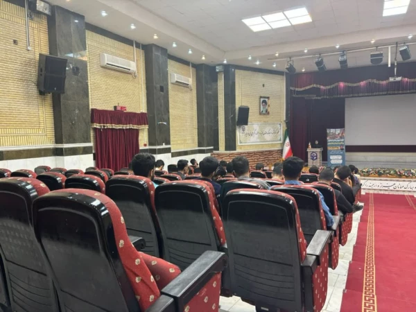 در کارگاه تغذیه سالم پردیس علامه طباطبایی بوشهر تشریح شد:
اسرار تغذیه سالم برای زندگی بدون بیماری 2