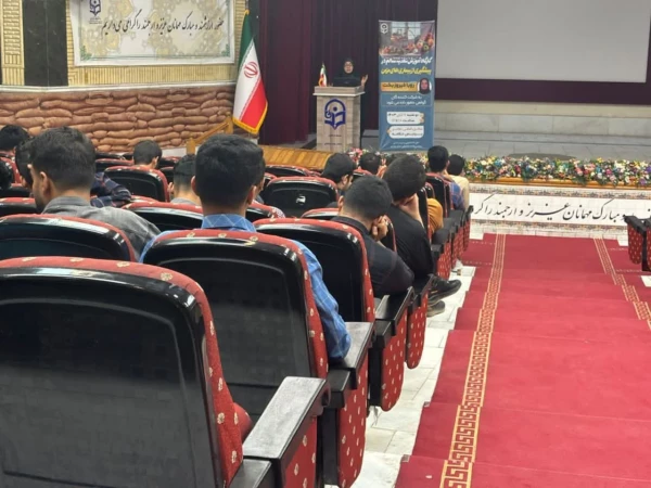 در کارگاه تغذیه سالم پردیس علامه طباطبایی بوشهر تشریح شد:
اسرار تغذیه سالم برای زندگی بدون بیماری 5