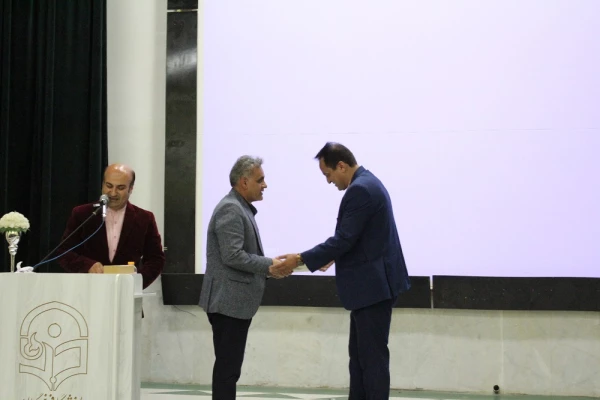 در دانشگاه فرهنگیان استان بوشهر؛
همایش علمی – ادبی شبی در کوی مولانا برگزار شد 3