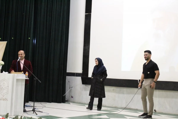 در دانشگاه فرهنگیان استان بوشهر؛
همایش علمی – ادبی شبی در کوی مولانا برگزار شد 2