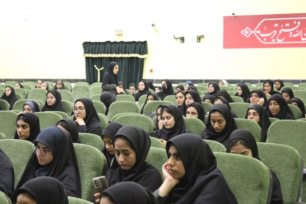 همایش زن و سیاست در دانشگاه فرهنگیان استان بوشهر برگزار شد 11